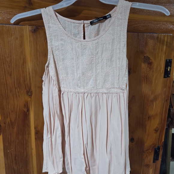 Doe & Rae Tops - Doe And Rae Pink Sleeveless Top